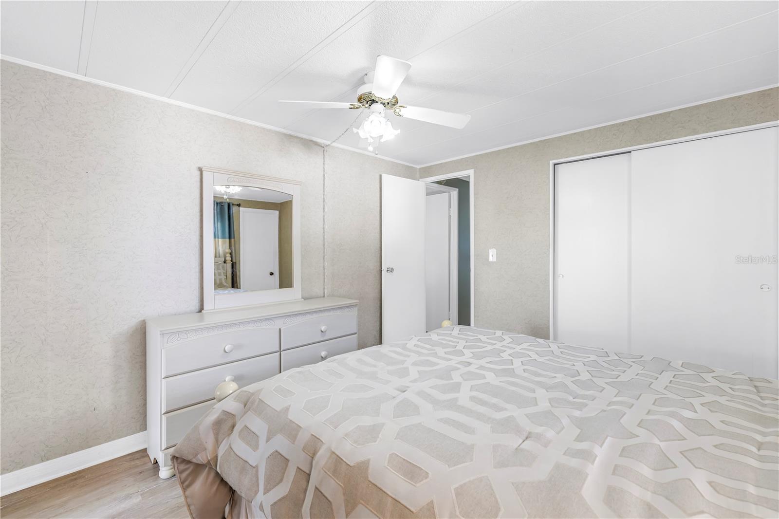 Image 25 of 53 For 1100 Belcher Road S 502