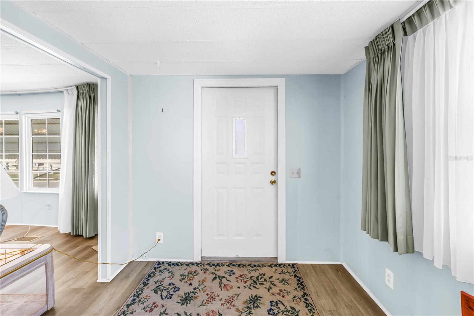 Image 5 of 53 For 1100 Belcher Road S 502