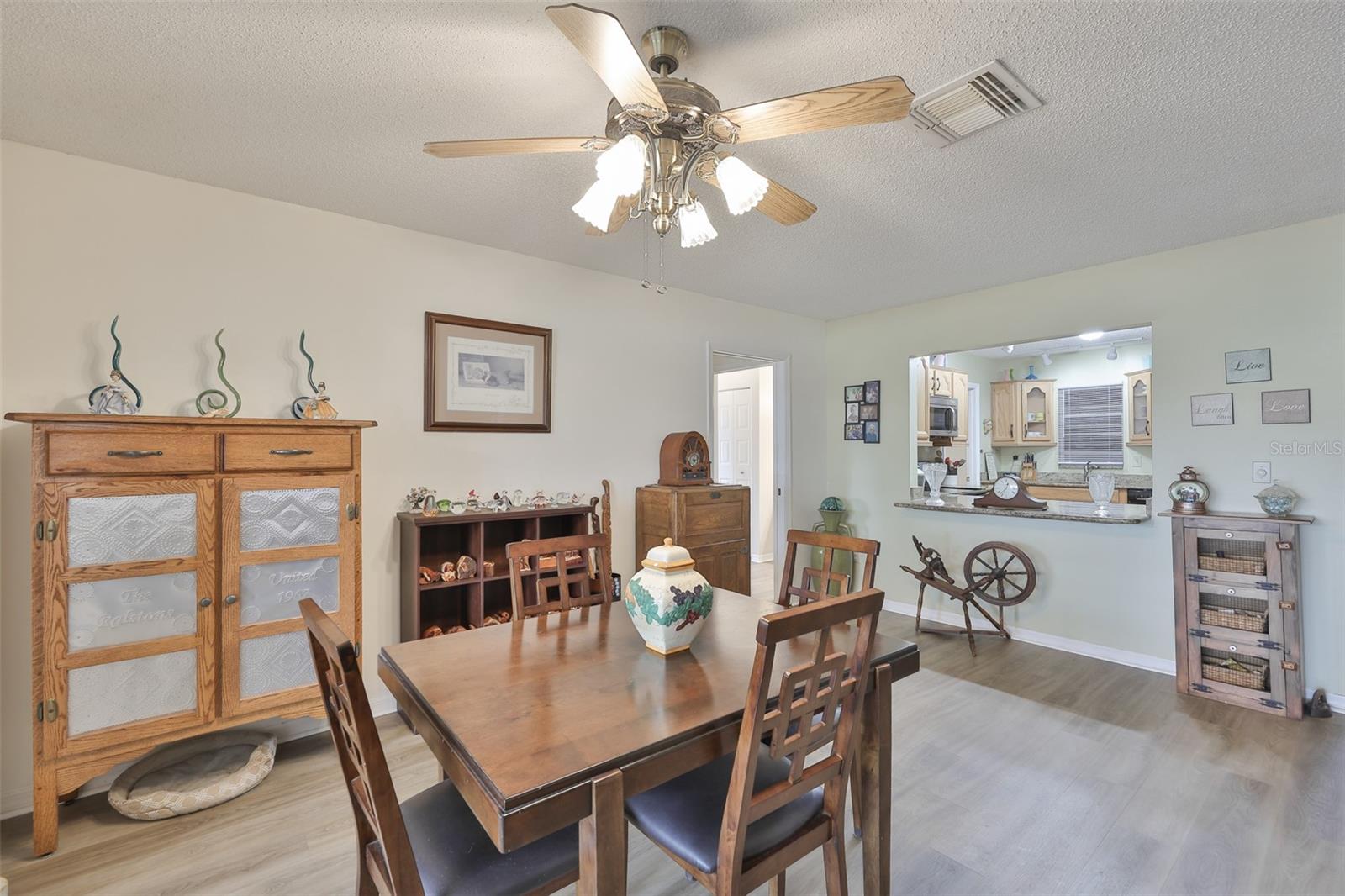 Image 16 of 39 For 1511 Cloister Drive