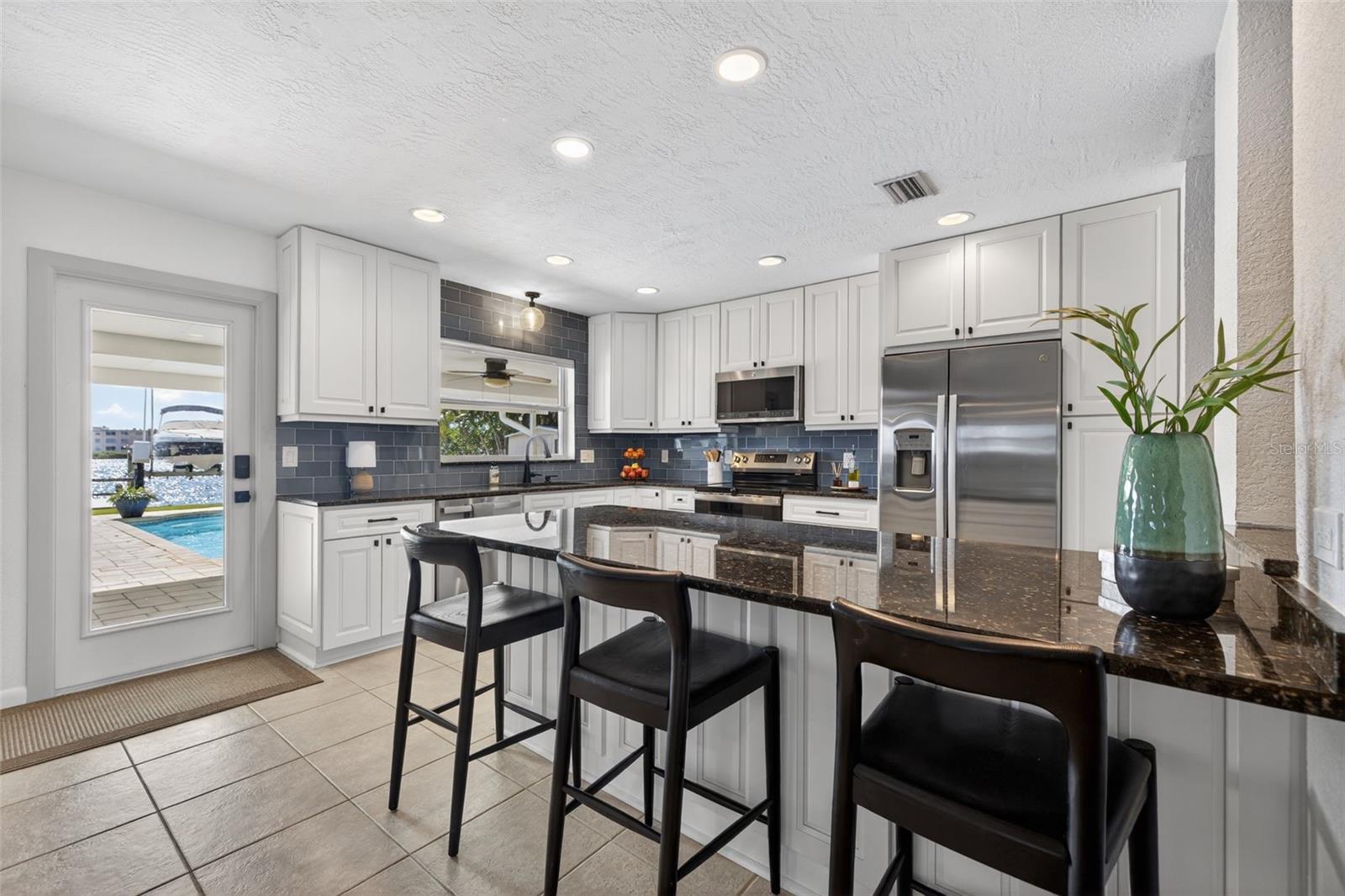 Image 19 of 56 For 8848 Sunlit Cove Drive Ne