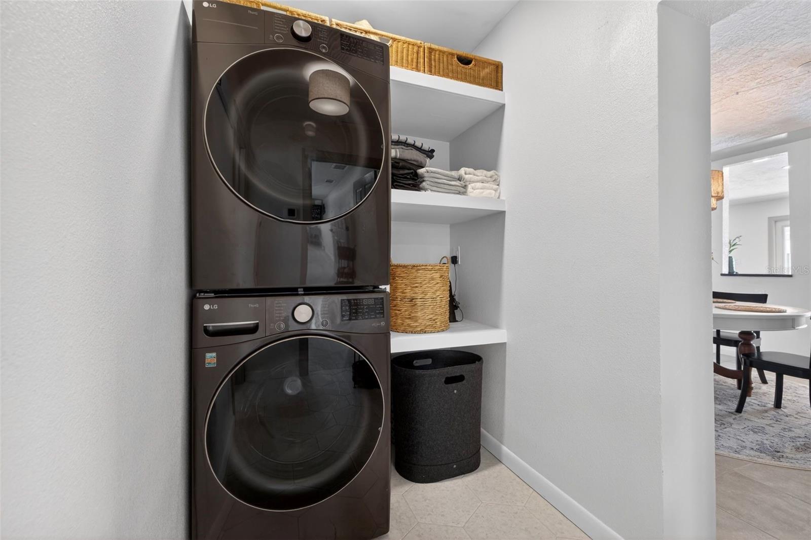 Image 30 of 56 For 8848 Sunlit Cove Drive Ne