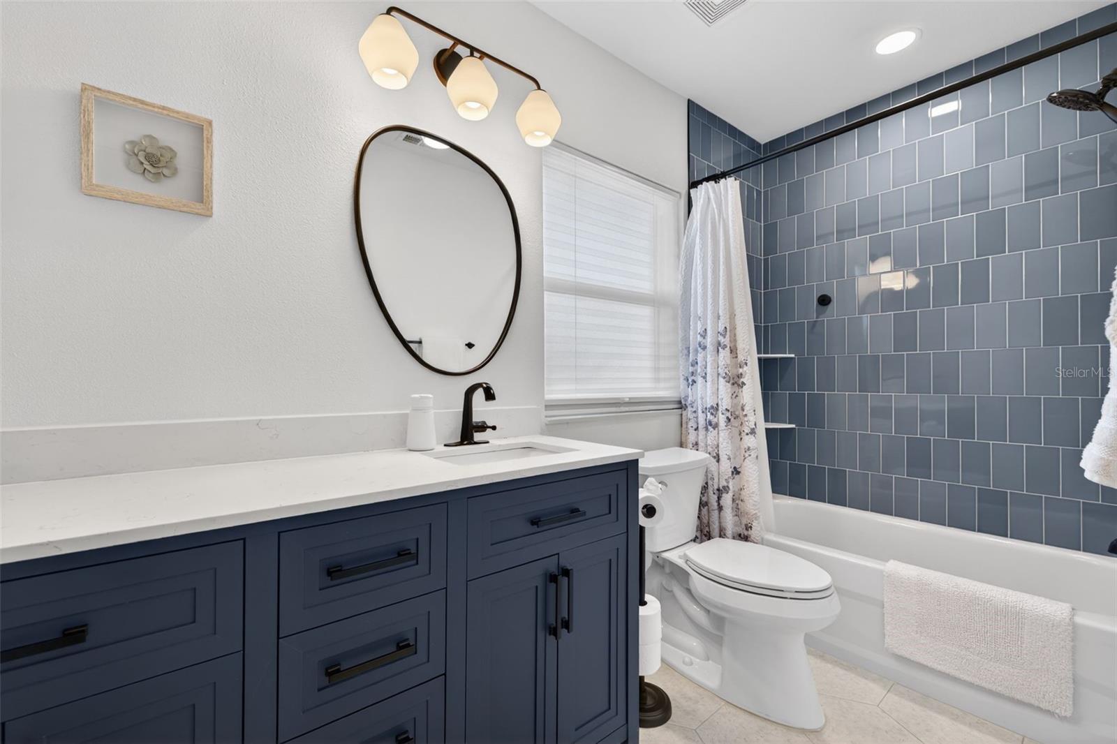 Image 31 of 56 For 8848 Sunlit Cove Drive Ne