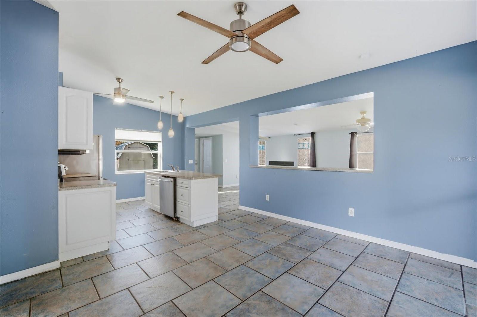 Image 10 of 38 For 1949 Pinehurst Drive