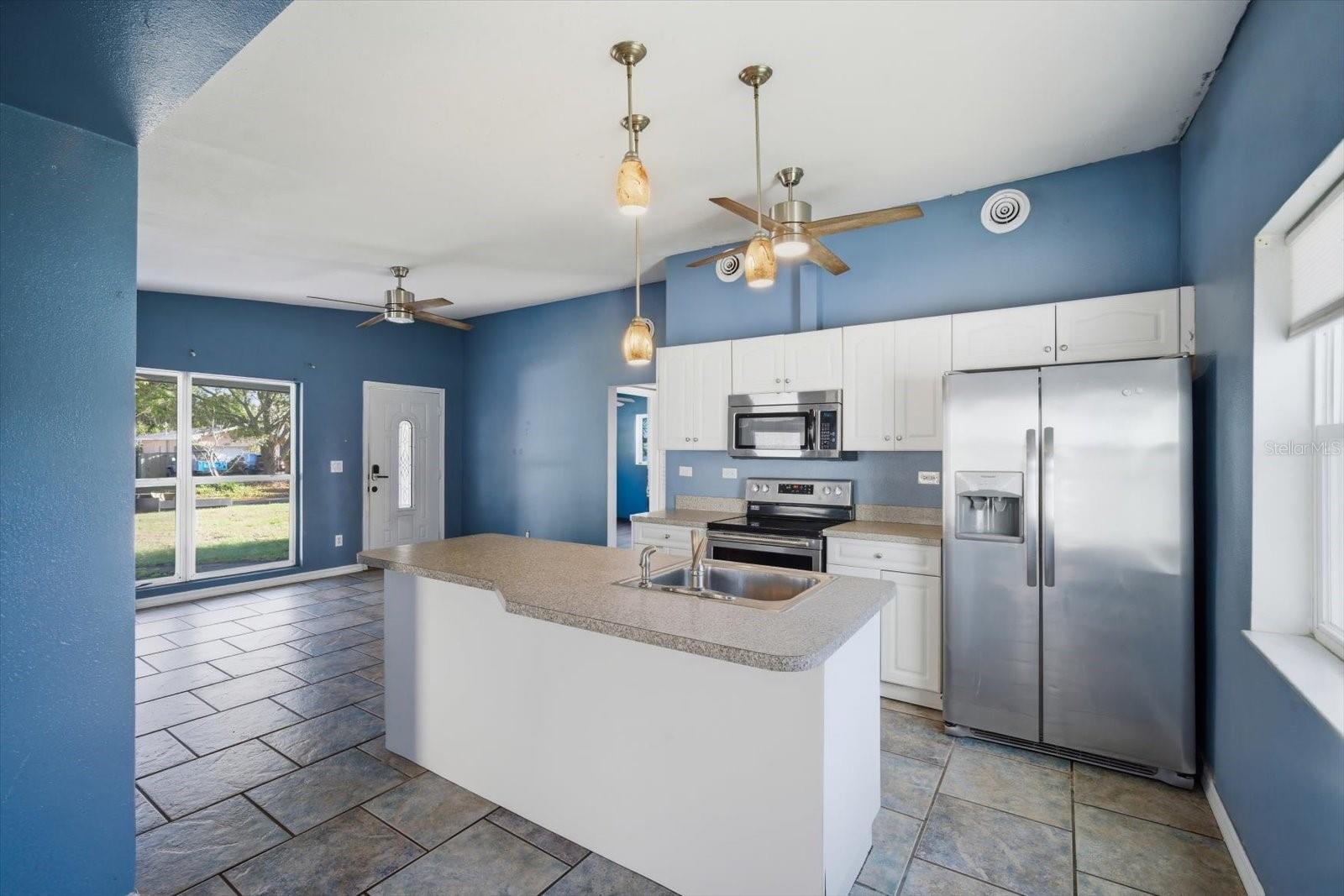 Image 15 of 38 For 1949 Pinehurst Drive