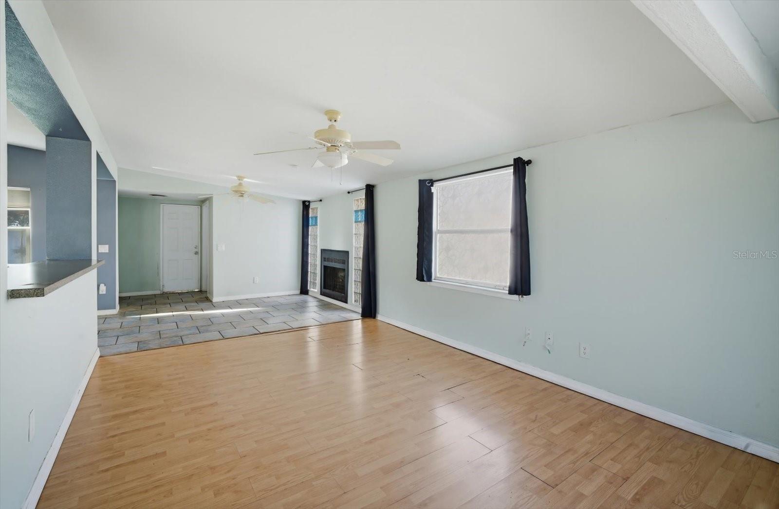 Image 8 of 38 For 1949 Pinehurst Drive