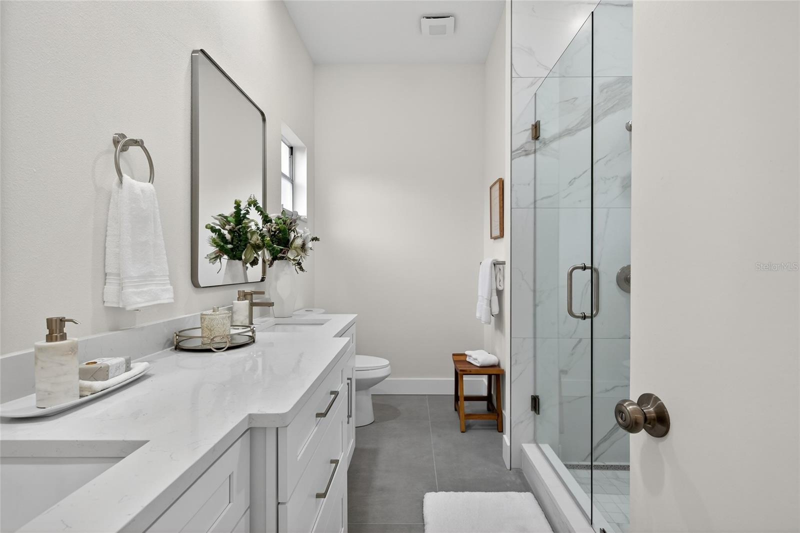 Image 24 of 57 For 18917 Edinborough Way