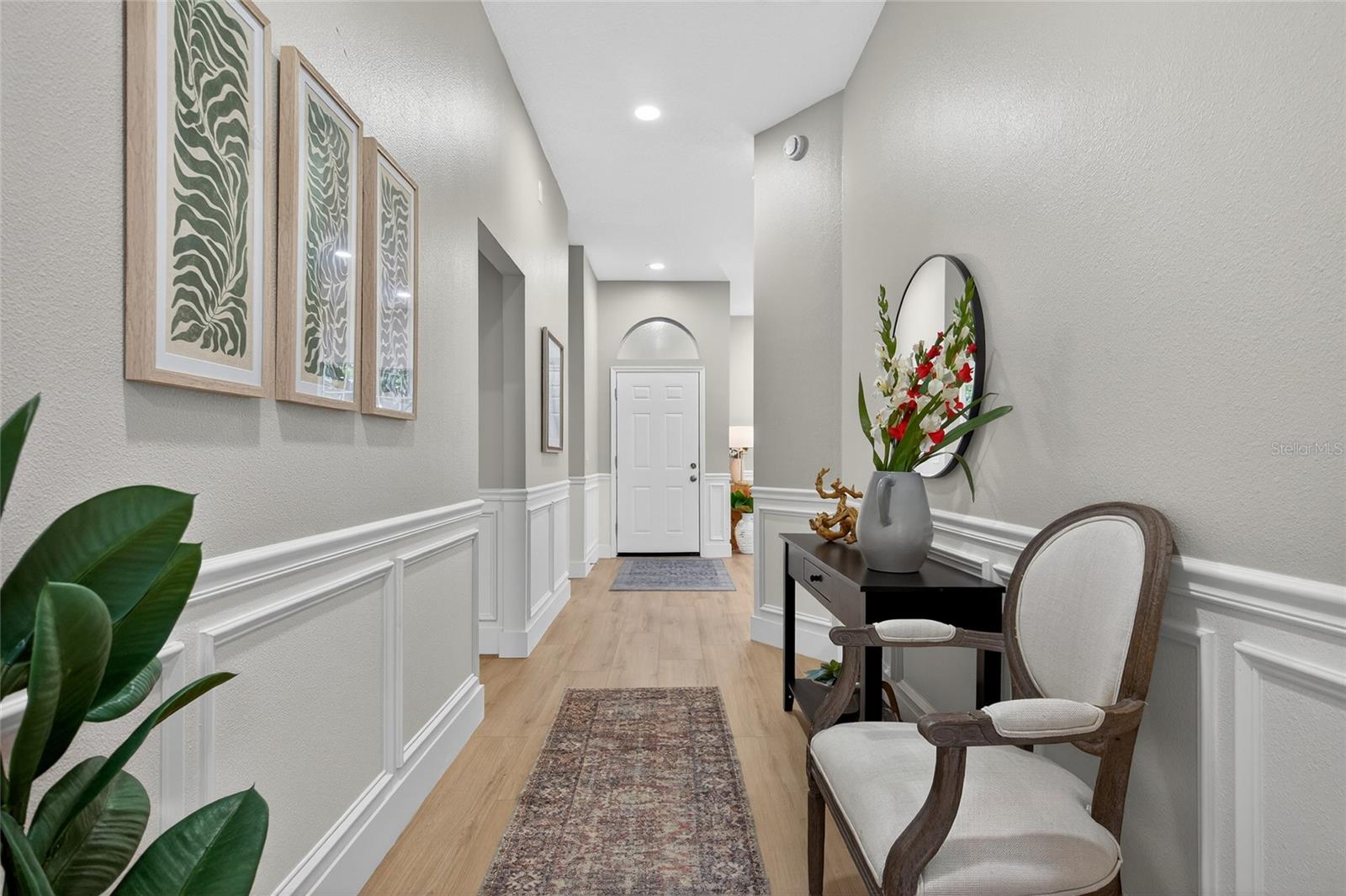 Image 27 of 57 For 18917 Edinborough Way