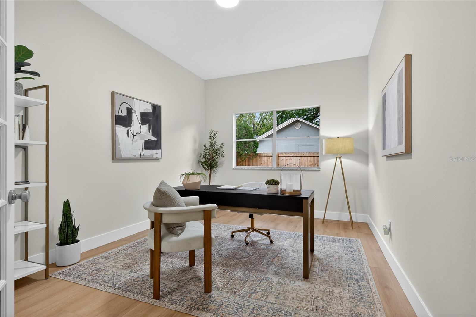 Image 28 of 57 For 18917 Edinborough Way