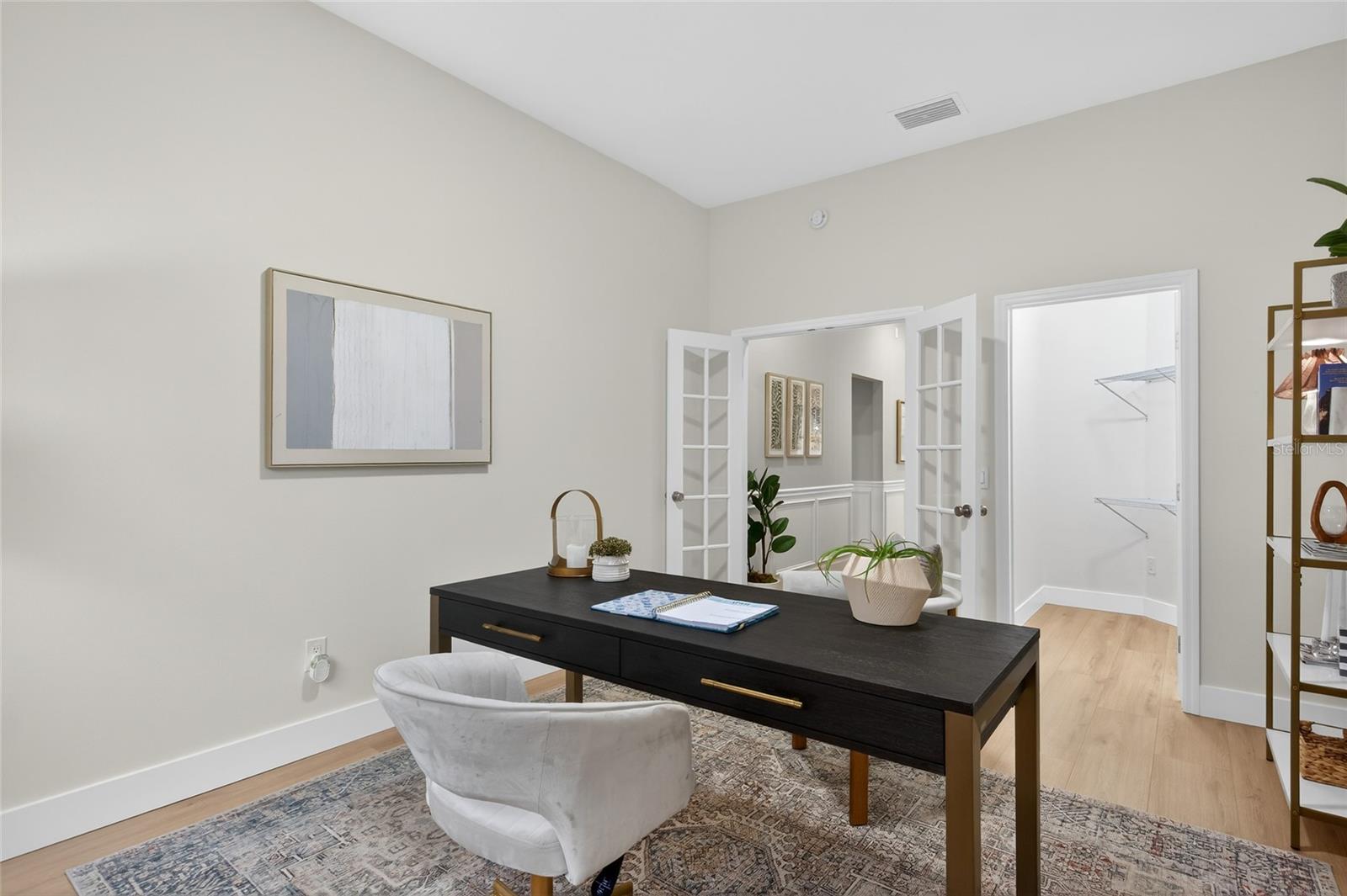 Image 30 of 57 For 18917 Edinborough Way