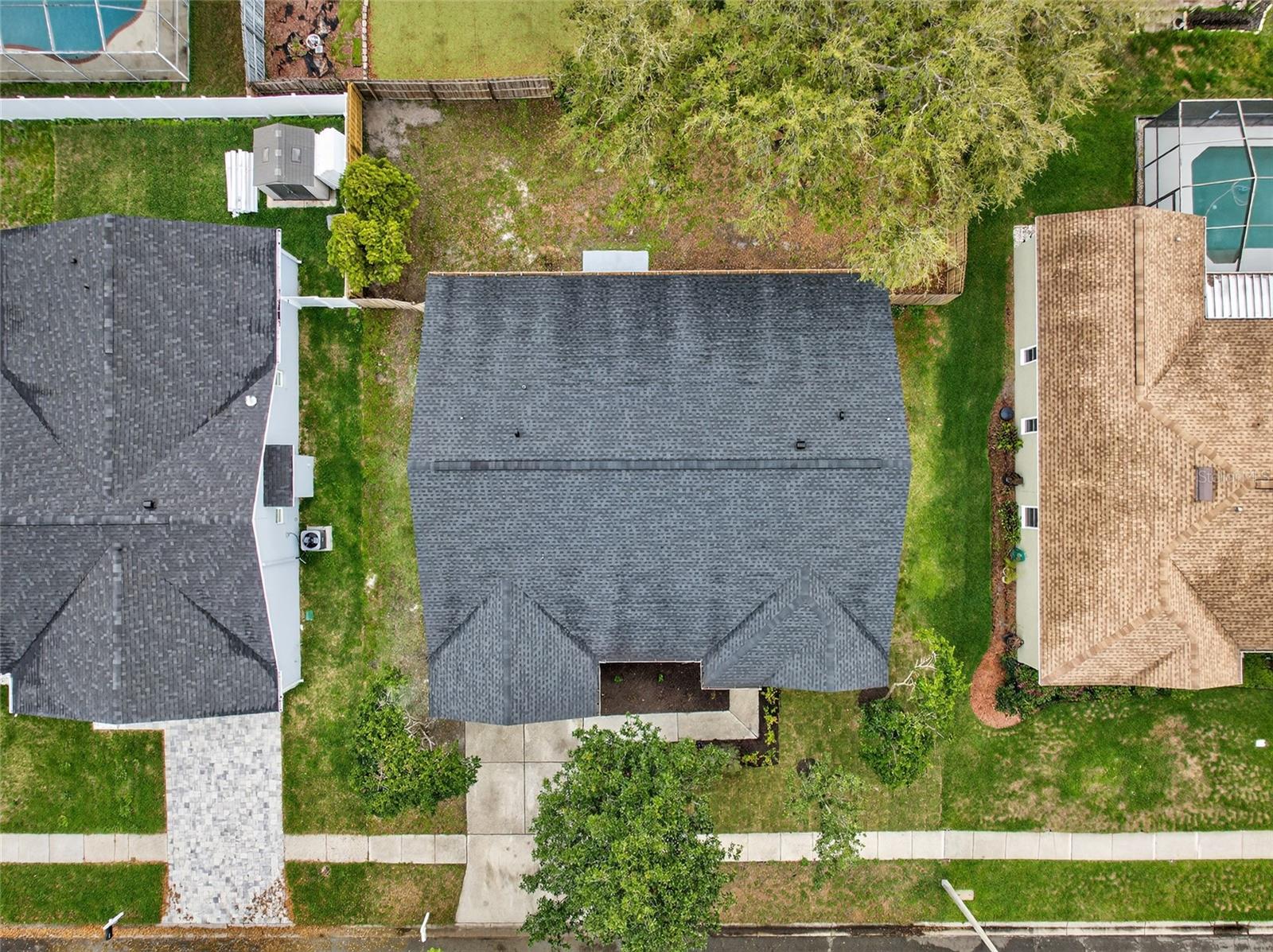 Image 55 of 57 For 18917 Edinborough Way