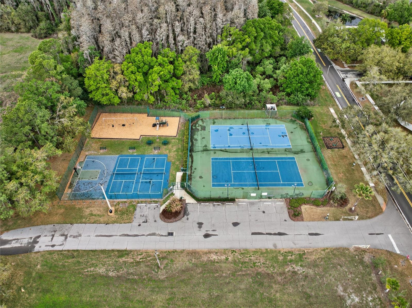 Image 56 of 57 For 18917 Edinborough Way