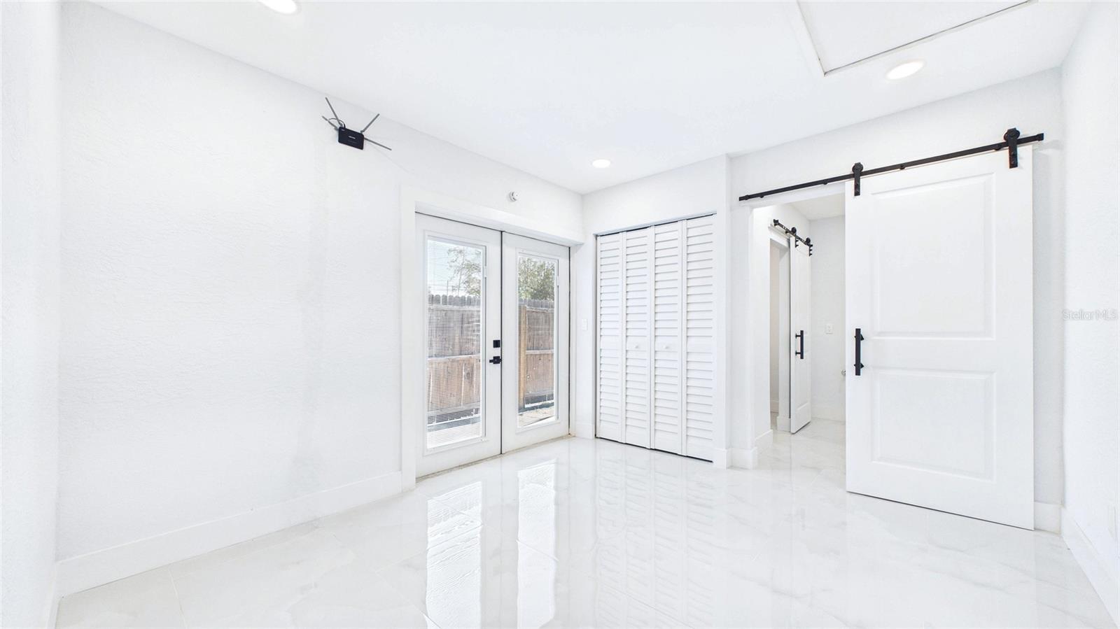 Image 18 of 53 For 1778 New Hampshire Avenue Ne