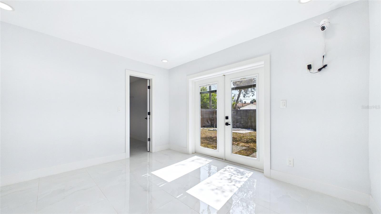 Image 37 of 53 For 1778 New Hampshire Avenue Ne