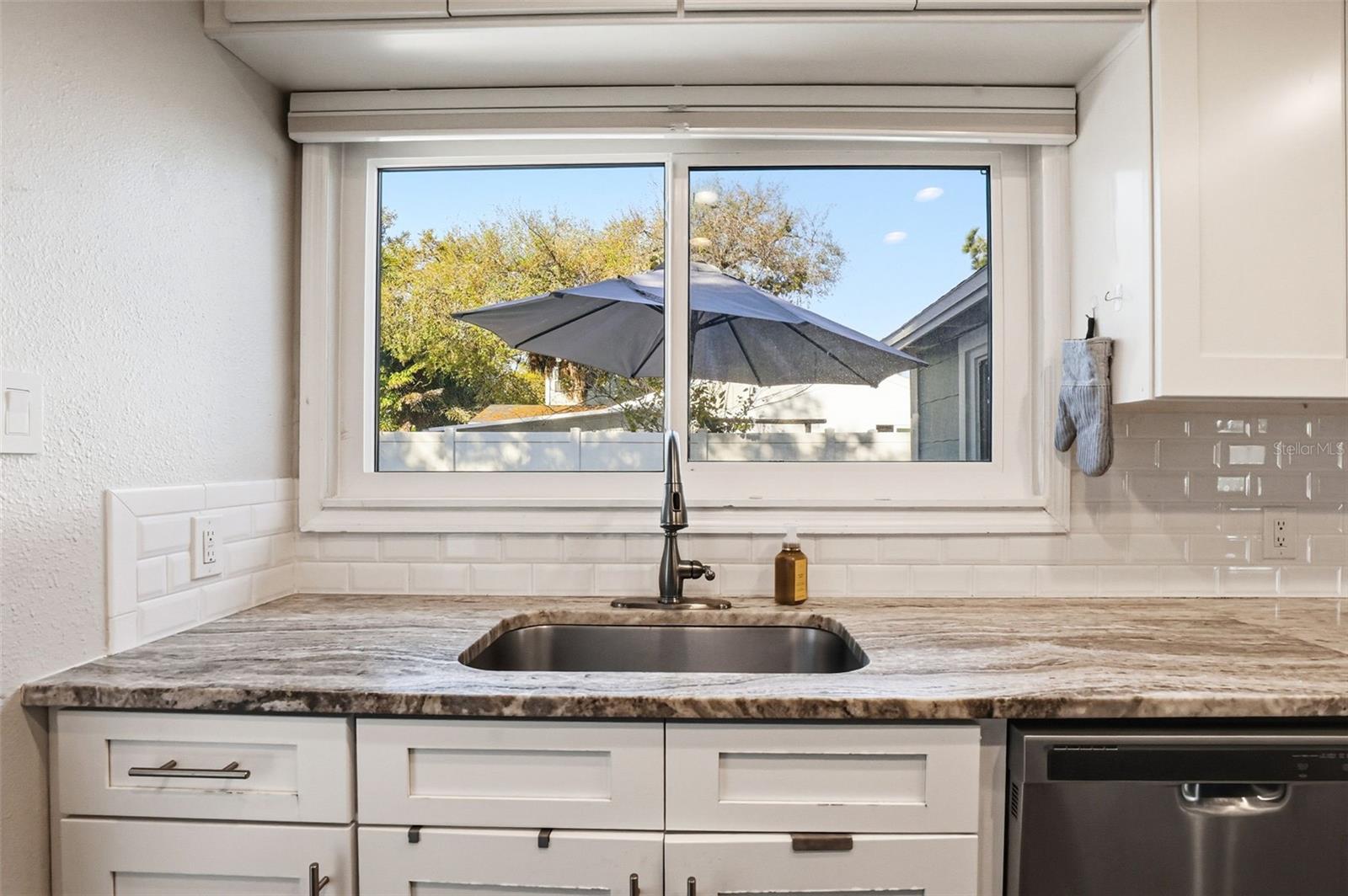 Image 16 of 58 For 4410 Euclid Avenue