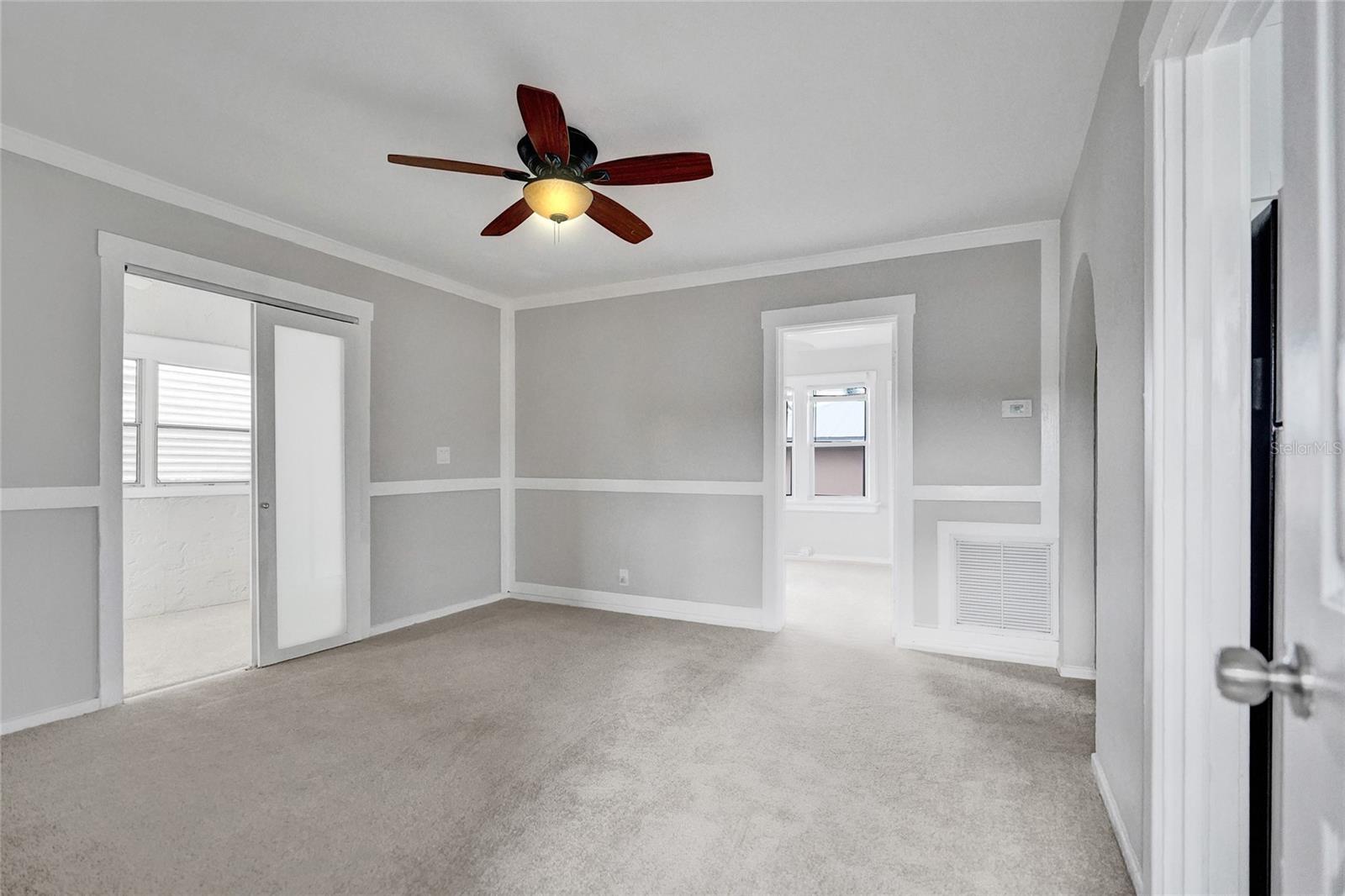 Image 16 of 55 For 924 Mcintosh Street