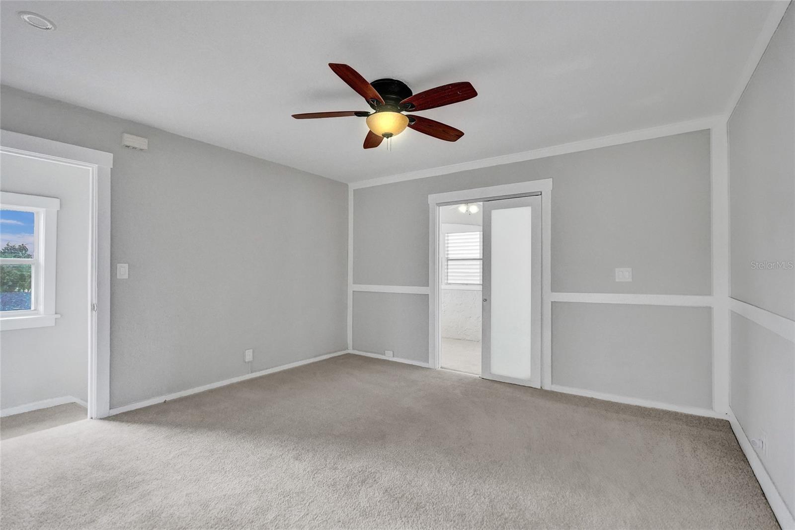 Image 17 of 55 For 924 Mcintosh Street