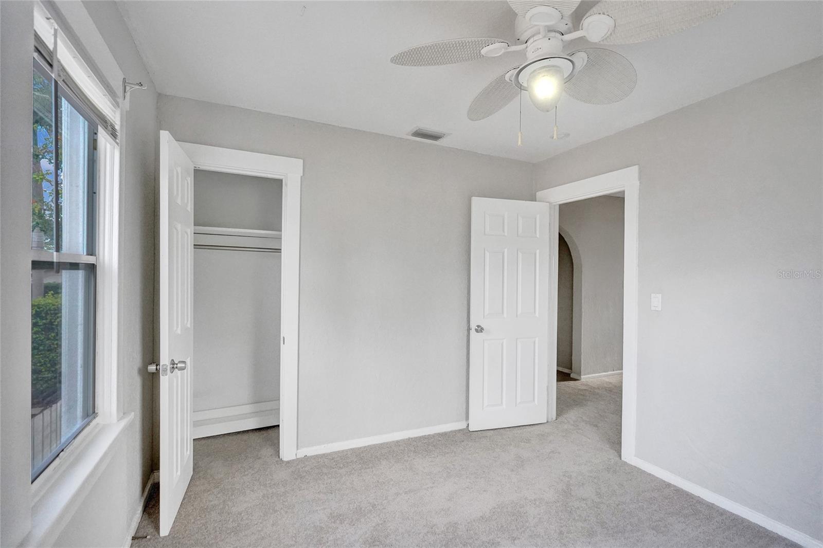 Image 29 of 55 For 924 Mcintosh Street