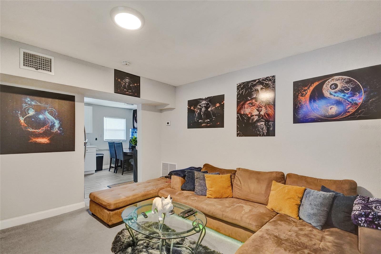 Image 36 of 55 For 924 Mcintosh Street