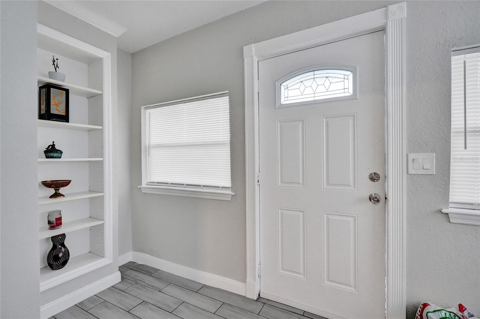 Image 37 of 55 For 924 Mcintosh Street