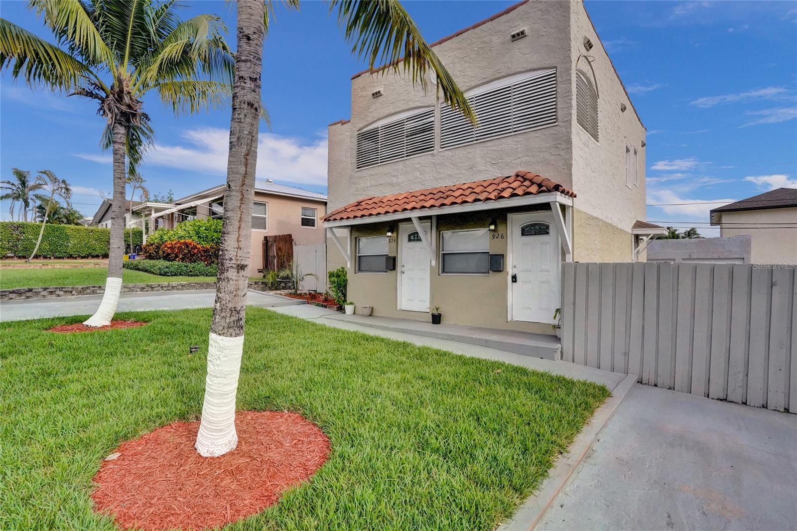 Image 4 of 55 For 924 Mcintosh Street