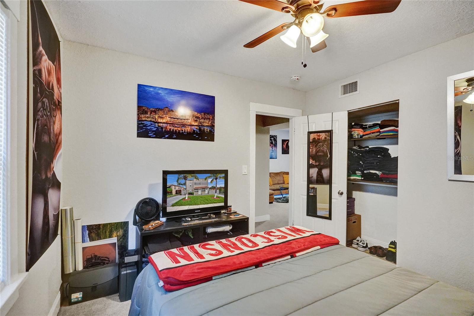 Image 43 of 55 For 924 Mcintosh Street