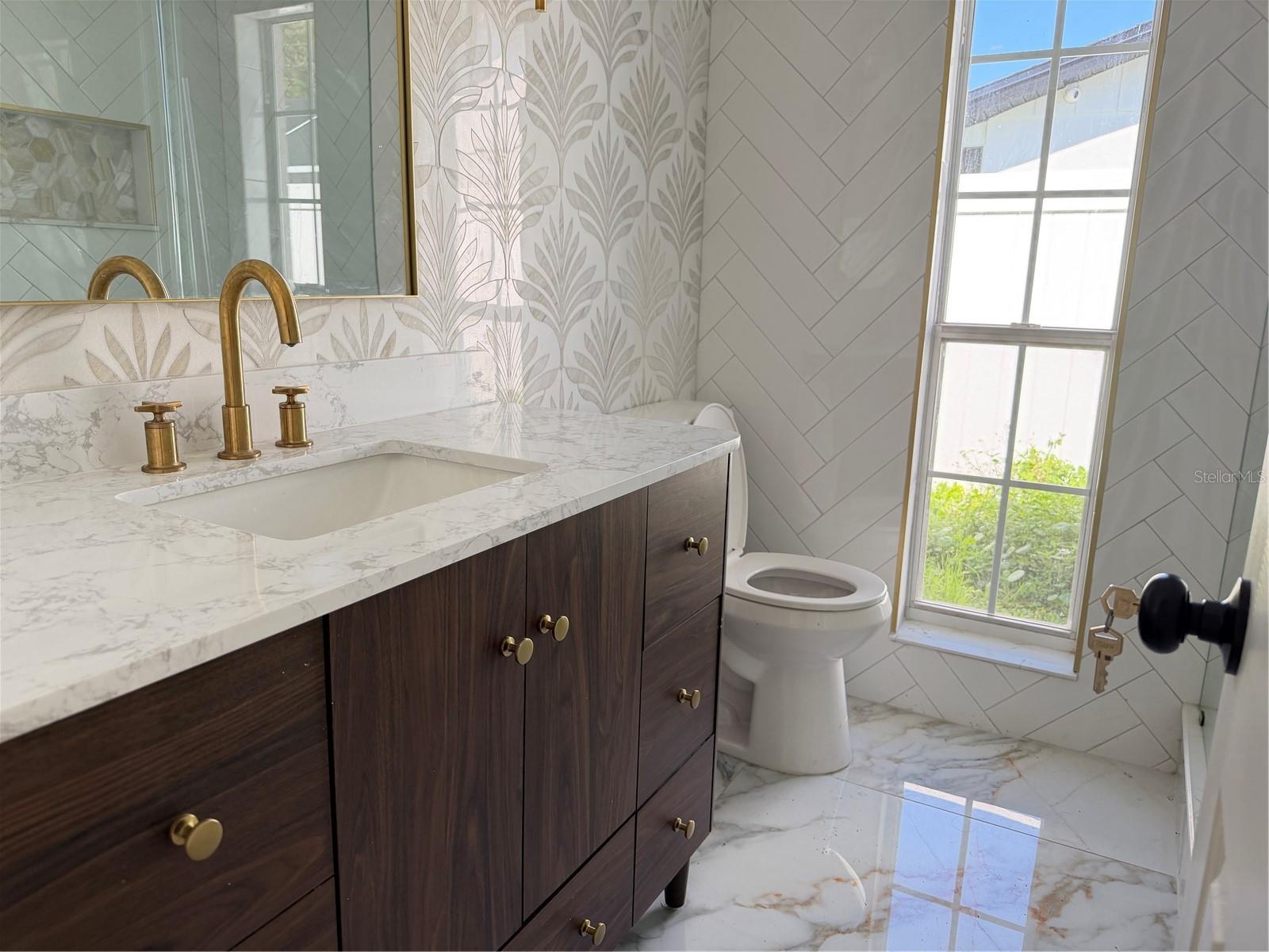 Image 13 of 20 For 8012 Habana Avenue