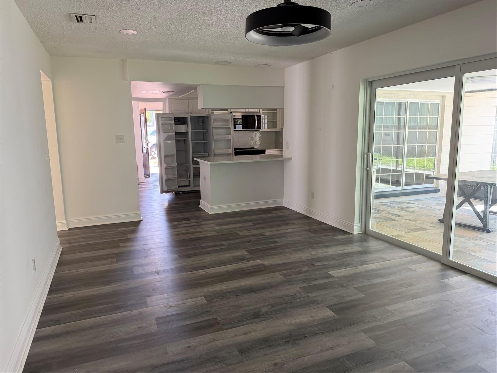 Image 8 of 20 For 8012 Habana Avenue