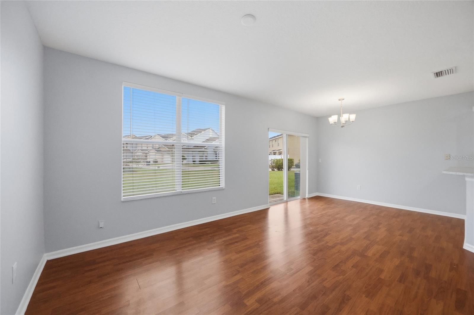 Image 12 of 32 For 6407 Barksdale Way