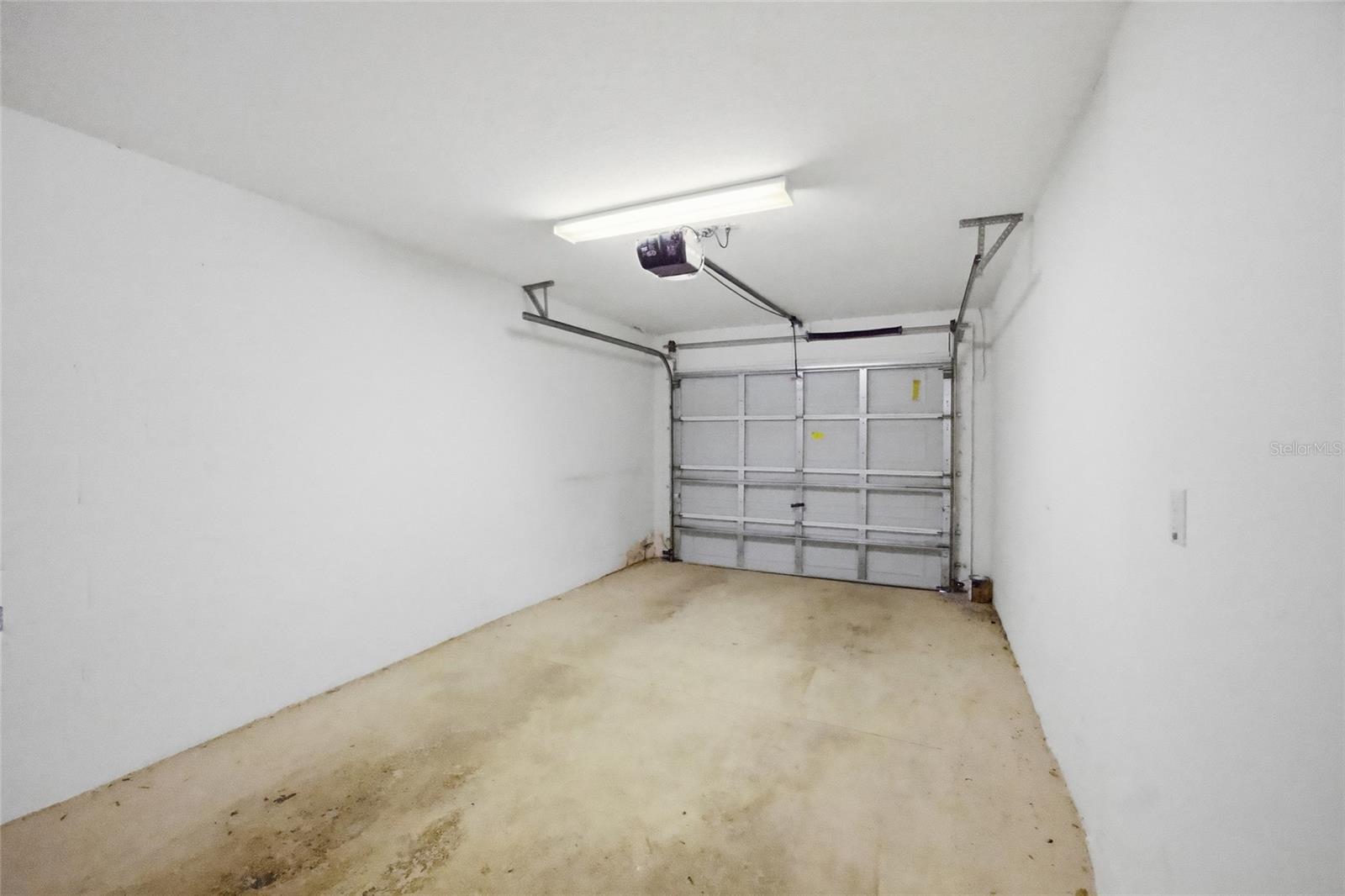 Image 29 of 32 For 6407 Barksdale Way