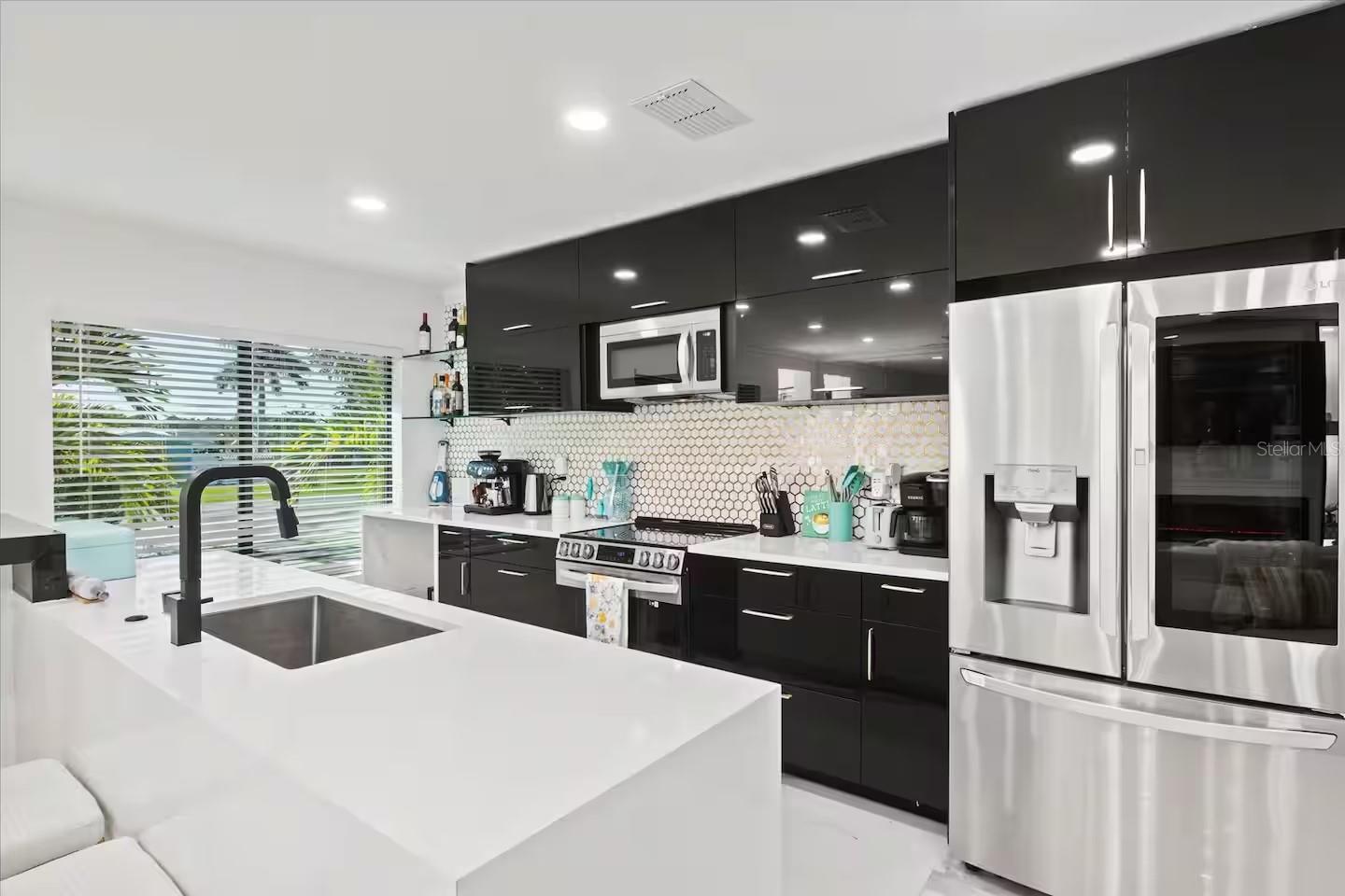 Image 6 of 14 For 6612 9th Avenue Nw