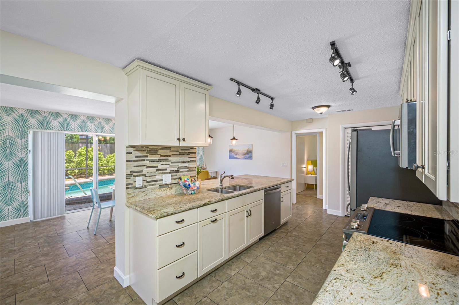 Image 10 of 44 For 3749 Mckay Creek Drive