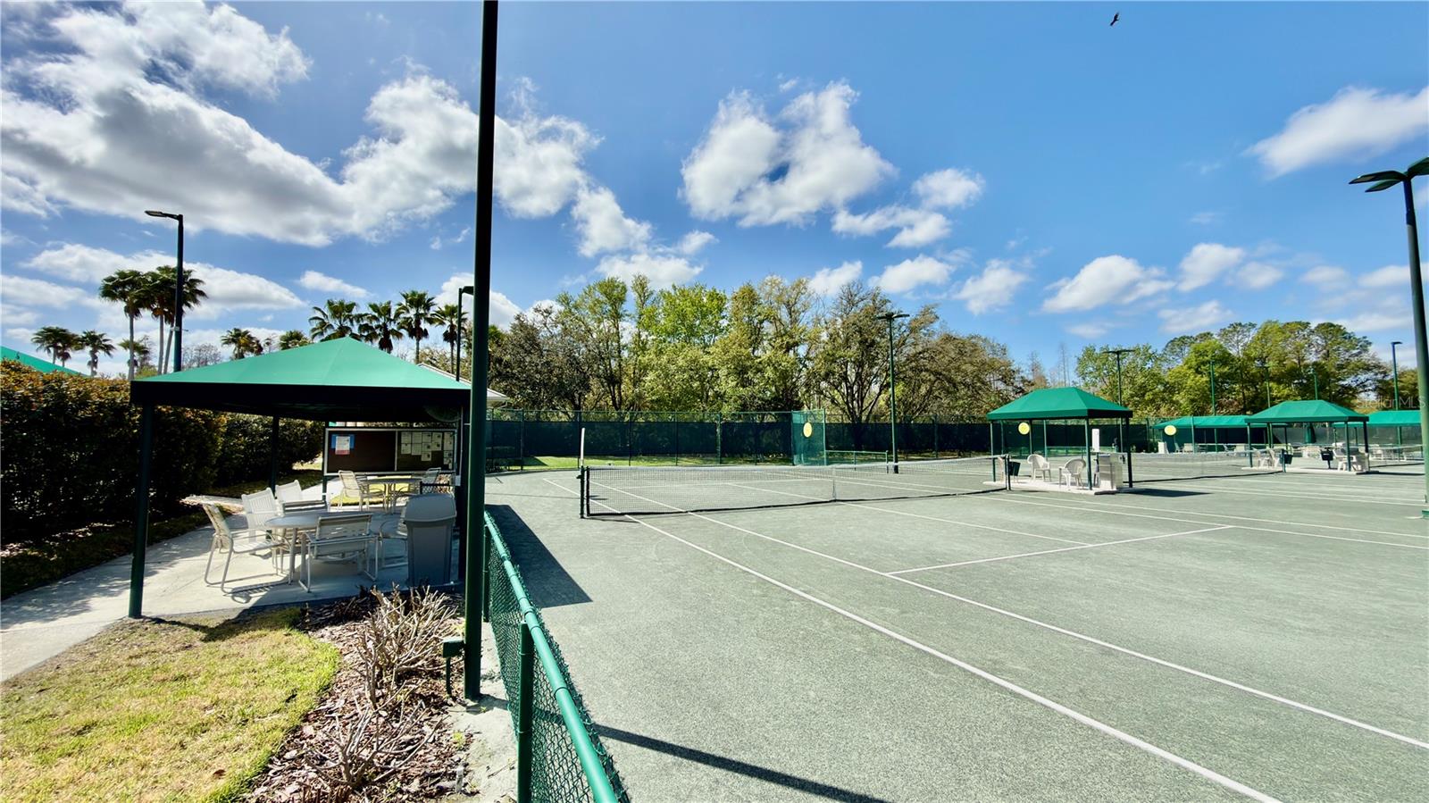 Image 39 of 49 For 10222 Devonshire Lake Drive