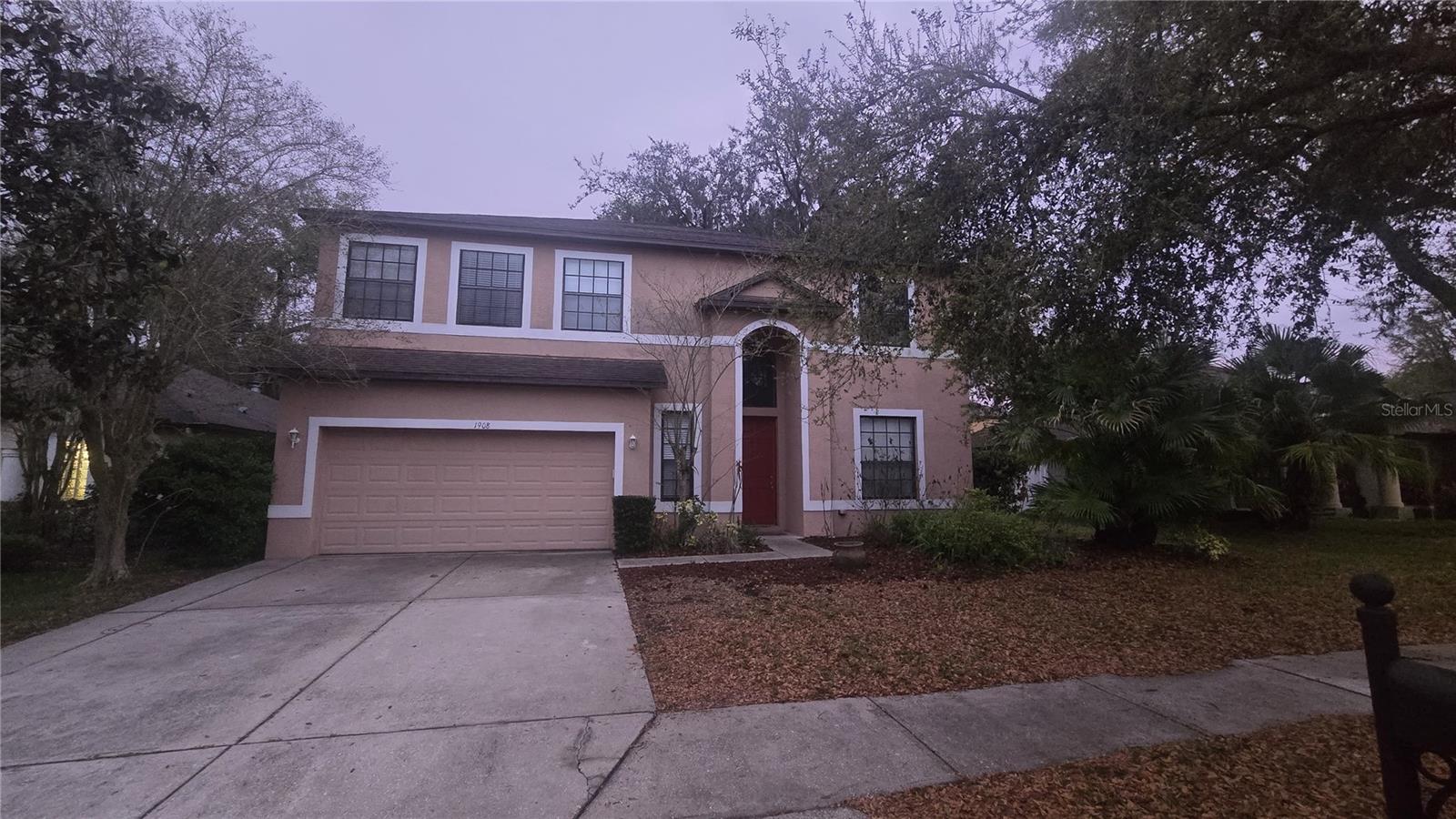 Listing Details for 1908 Abbey Ridge Drive, DOVER, FL 33527