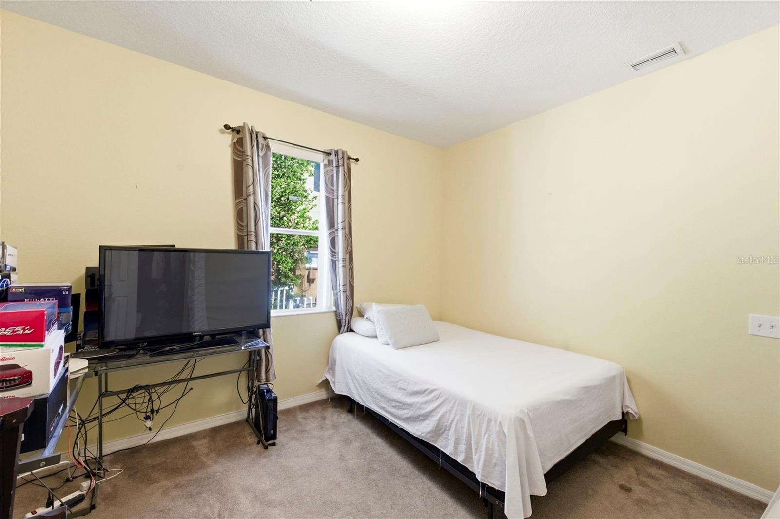 Image 46 of 76 For 6823 Green Heron Drive