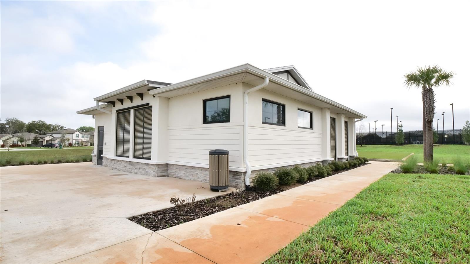 Image 43 of 57 For 6300 Beverly Hills Drive