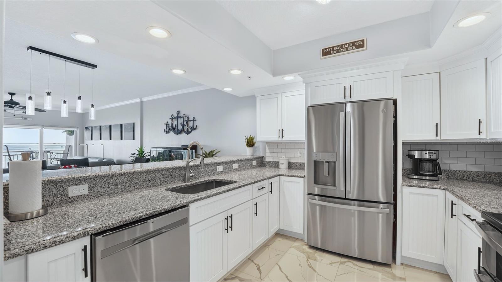 Image 19 of 45 For 1805 Riverside Drive 302