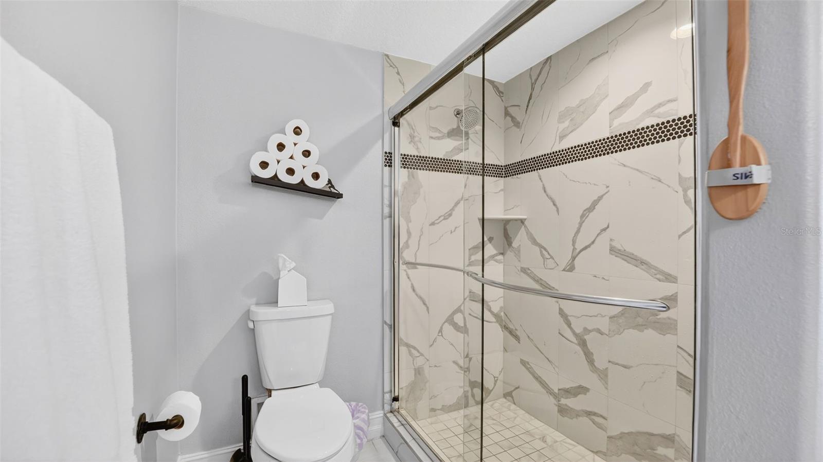 Image 28 of 45 For 1805 Riverside Drive 302