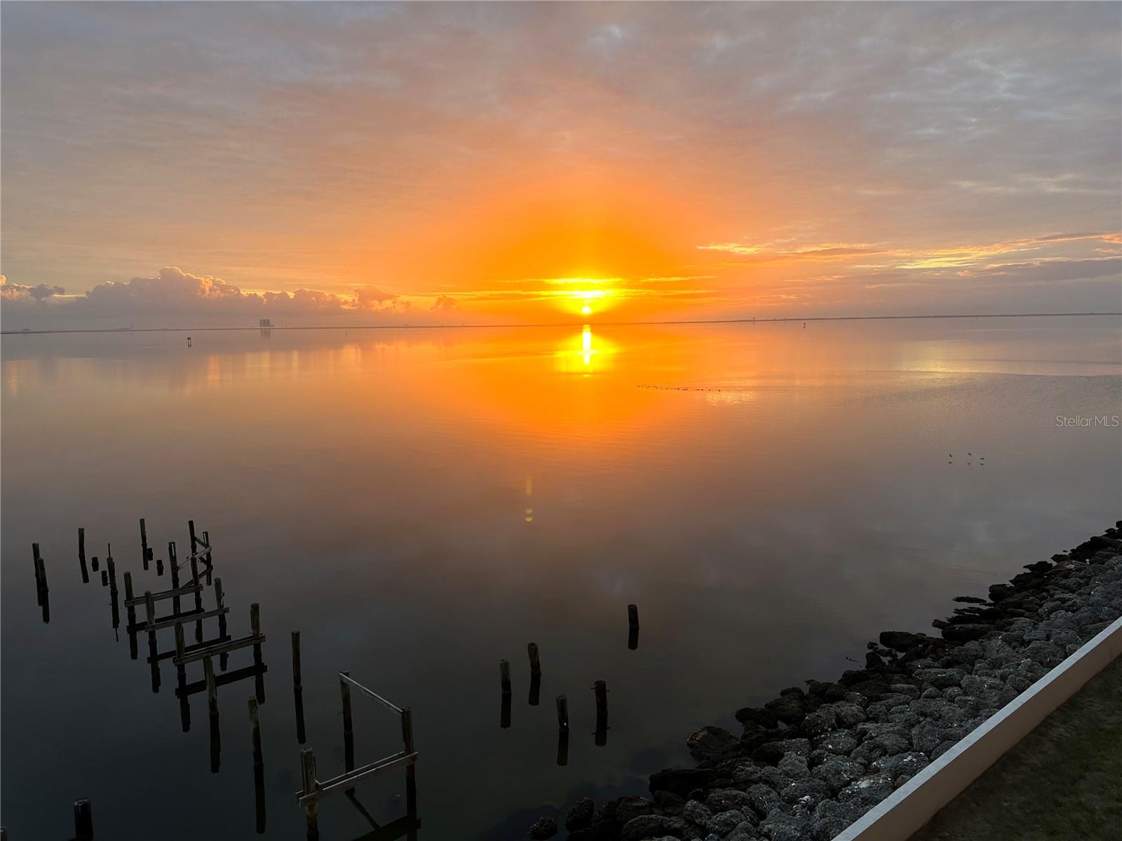 Image 3 of 45 For 1805 Riverside Drive 302