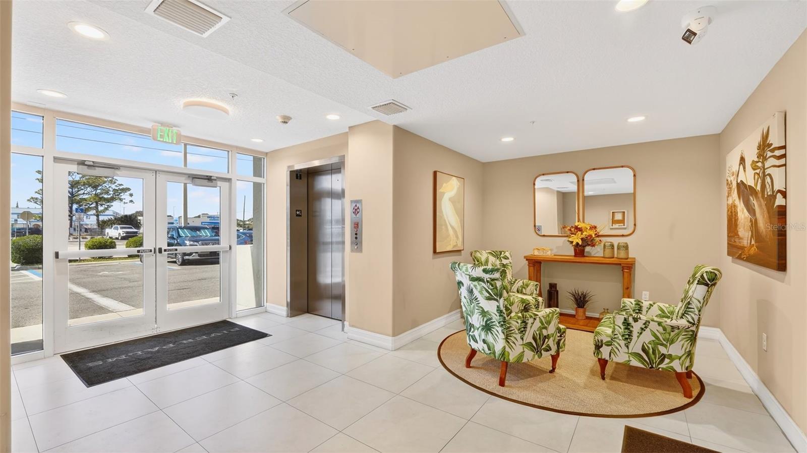 Image 35 of 45 For 1805 Riverside Drive 302