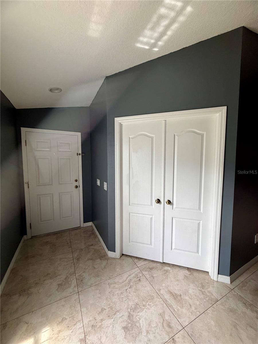 Image 11 of 74 For 4316 Old Waverly Court