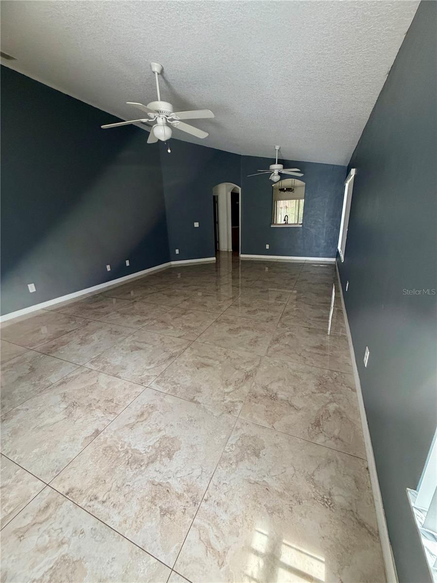 Image 13 of 74 For 4316 Old Waverly Court