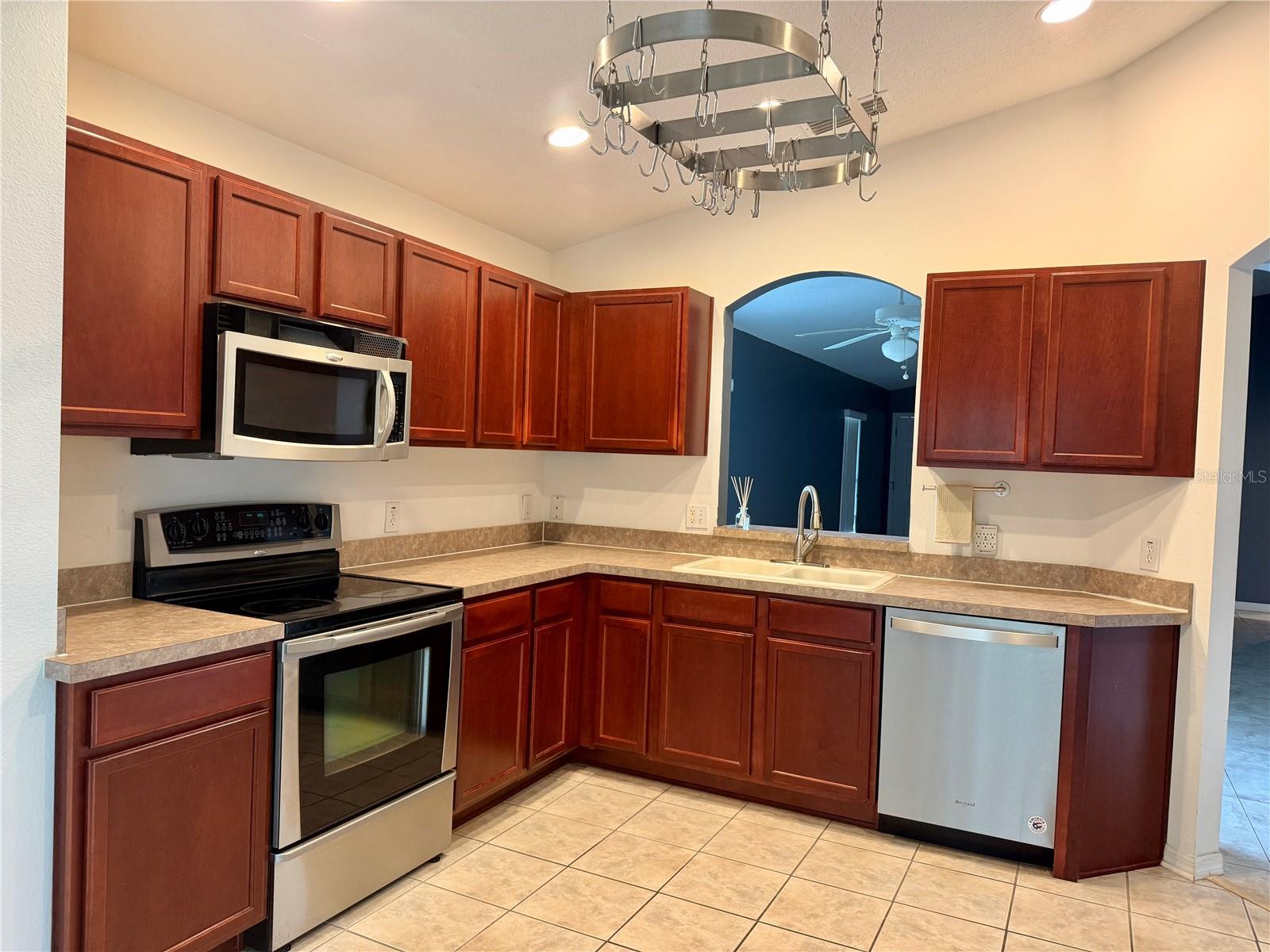 Image 18 of 74 For 4316 Old Waverly Court