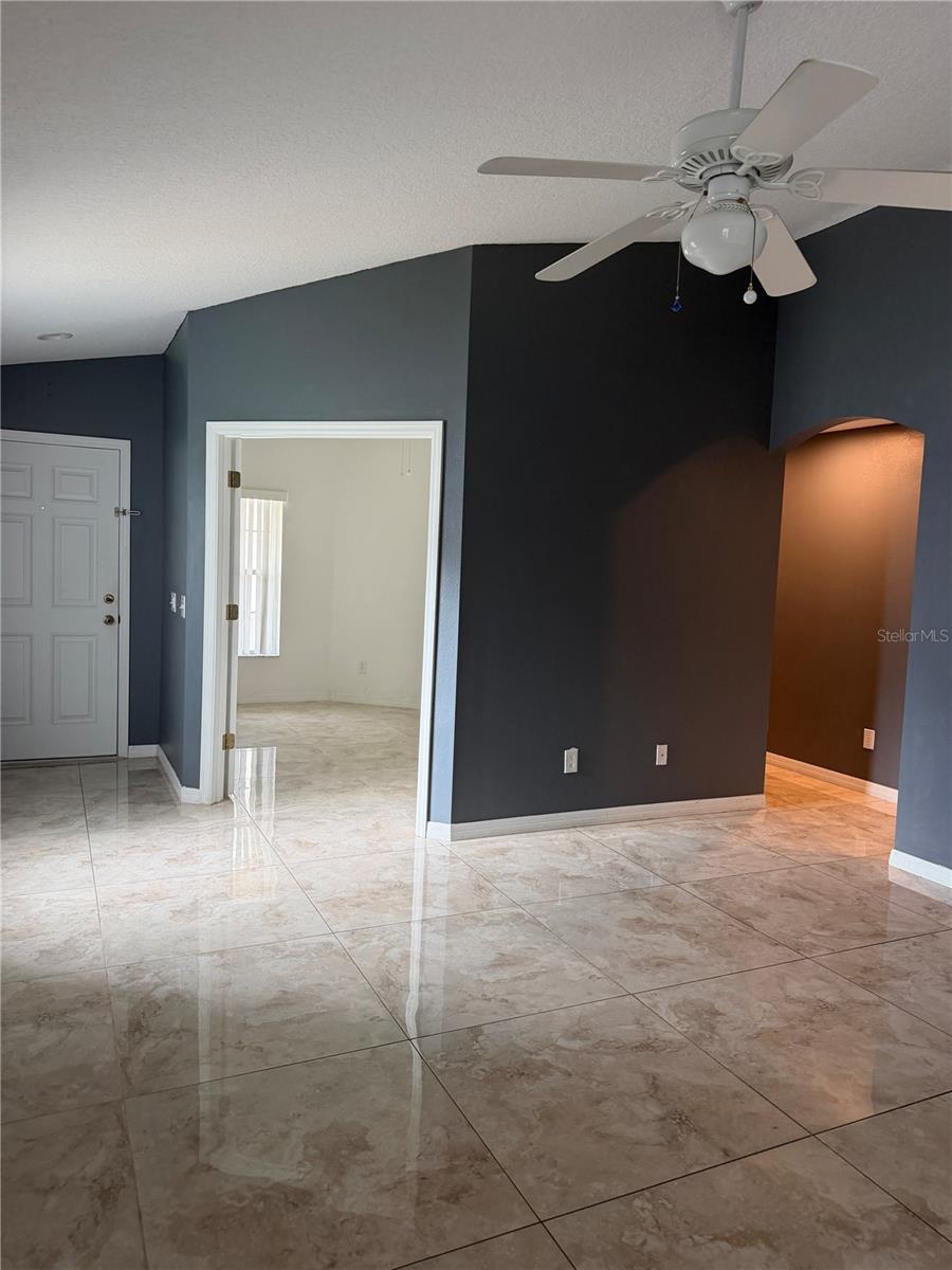 Image 28 of 74 For 4316 Old Waverly Court