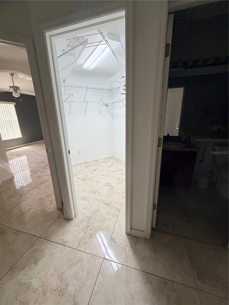 Image 43 of 74 For 4316 Old Waverly Court