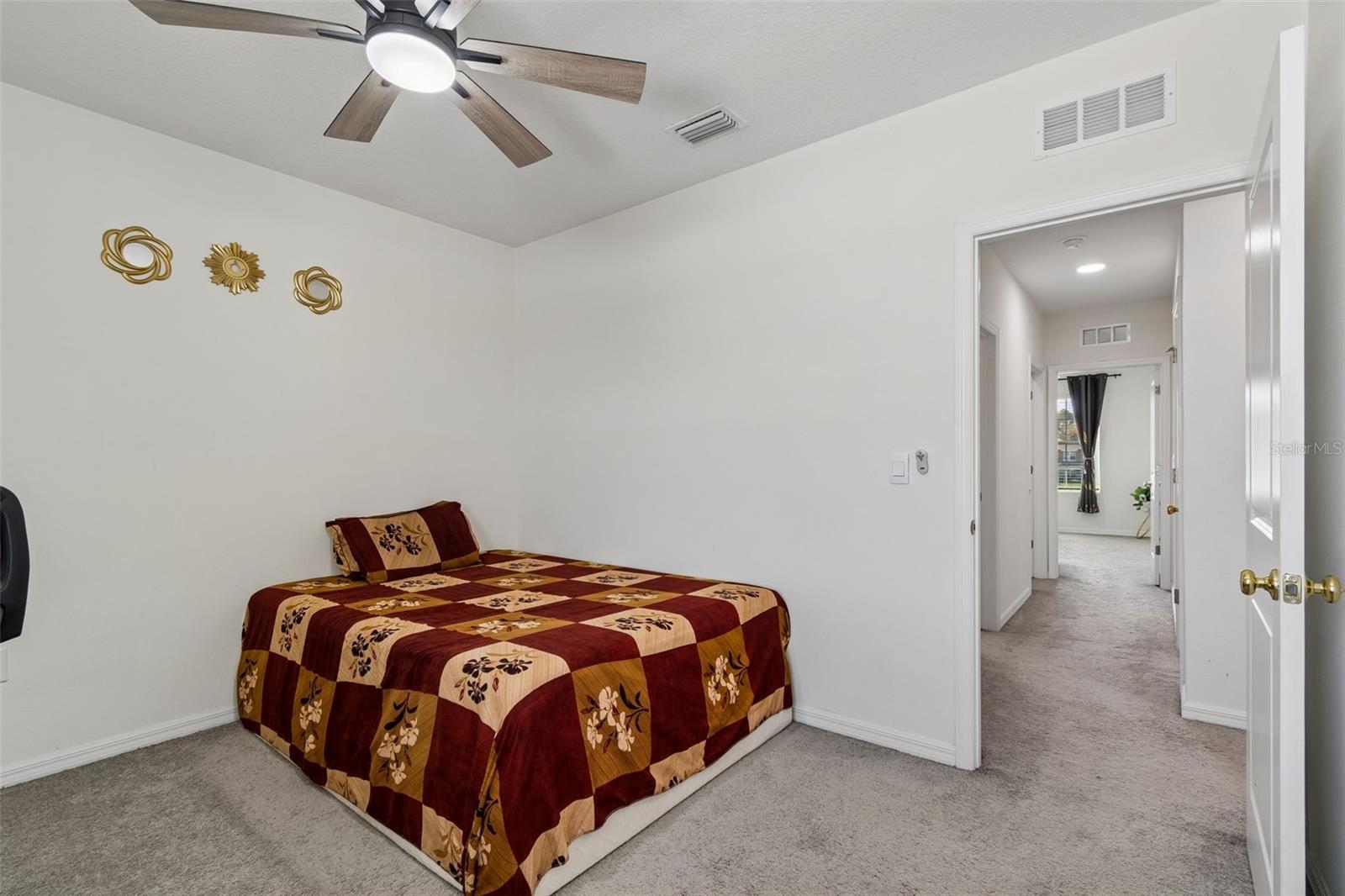 Image 38 of 71 For 2814 Common Fig Run