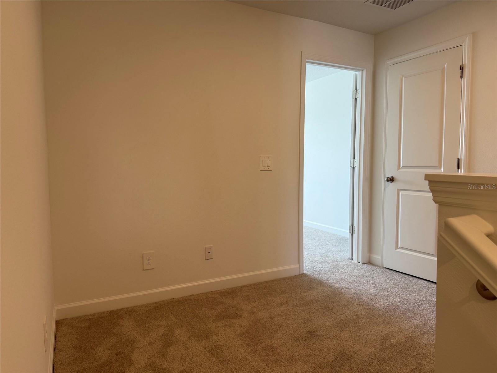 Image 11 of 28 For 7614 Deer Valley Circle