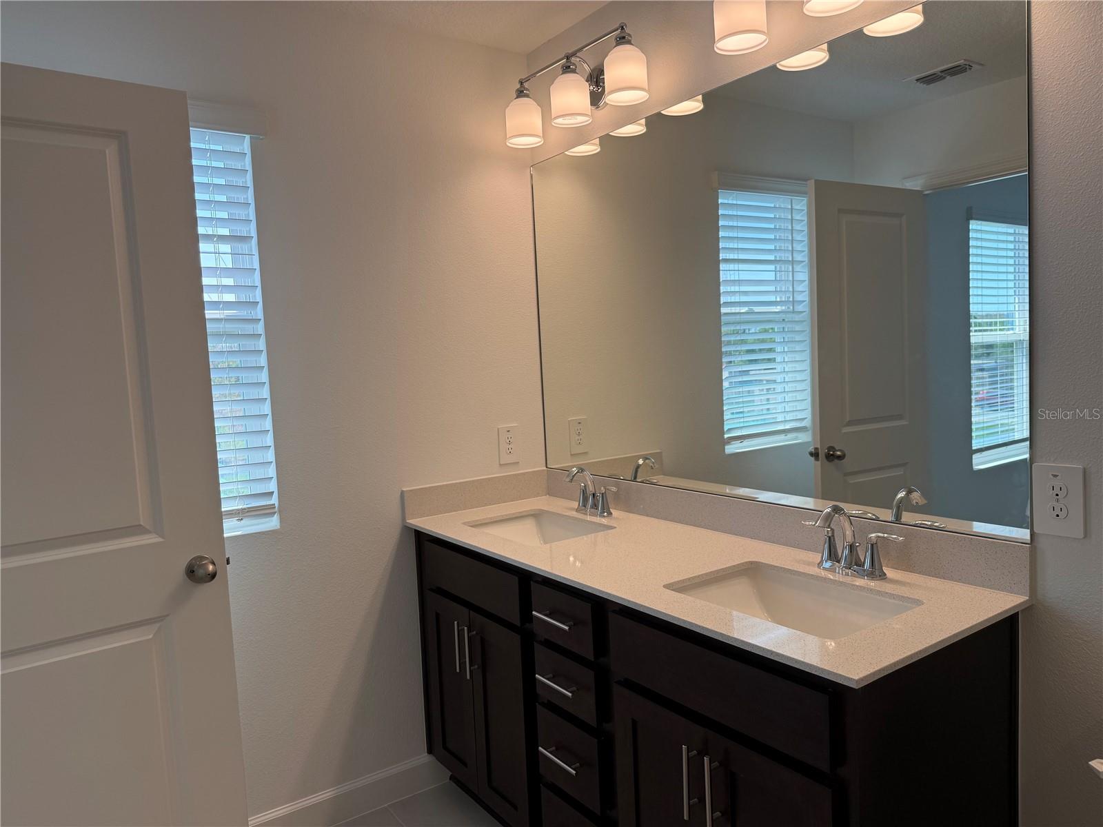 Image 16 of 28 For 7614 Deer Valley Circle