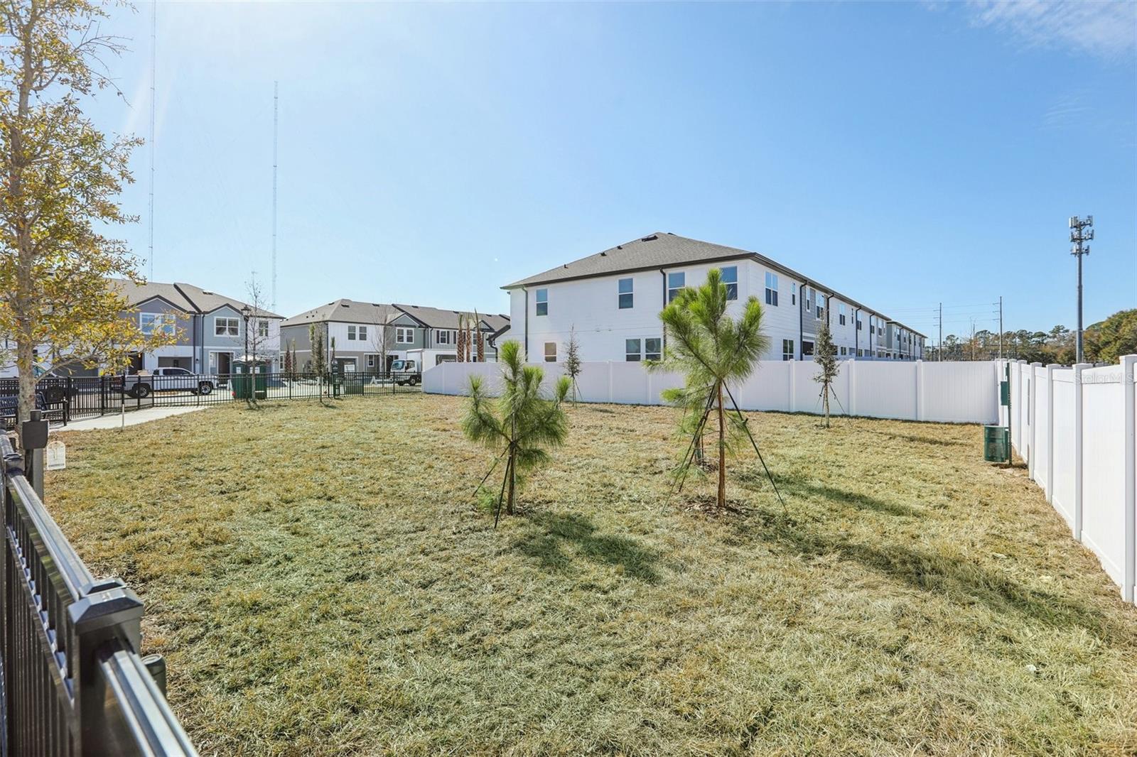 Image 27 of 28 For 7614 Deer Valley Circle