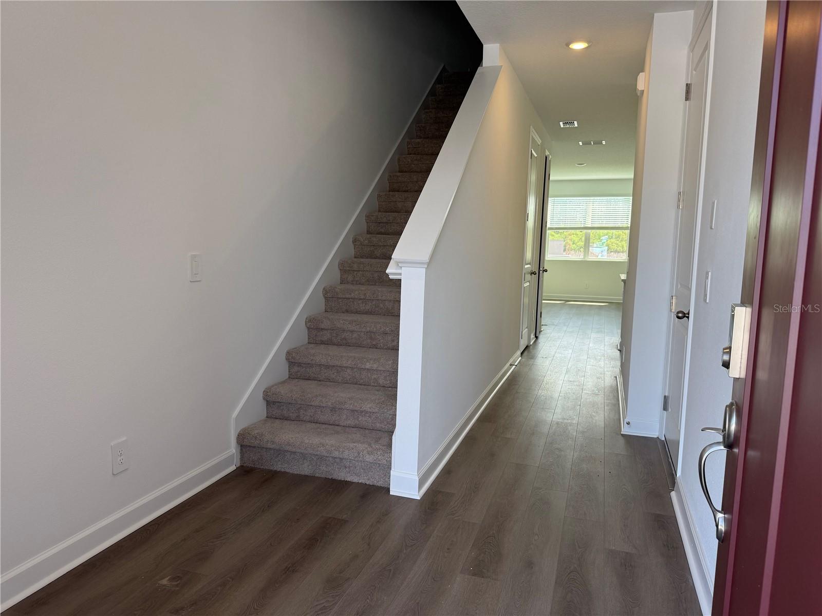 Image 4 of 28 For 7614 Deer Valley Circle