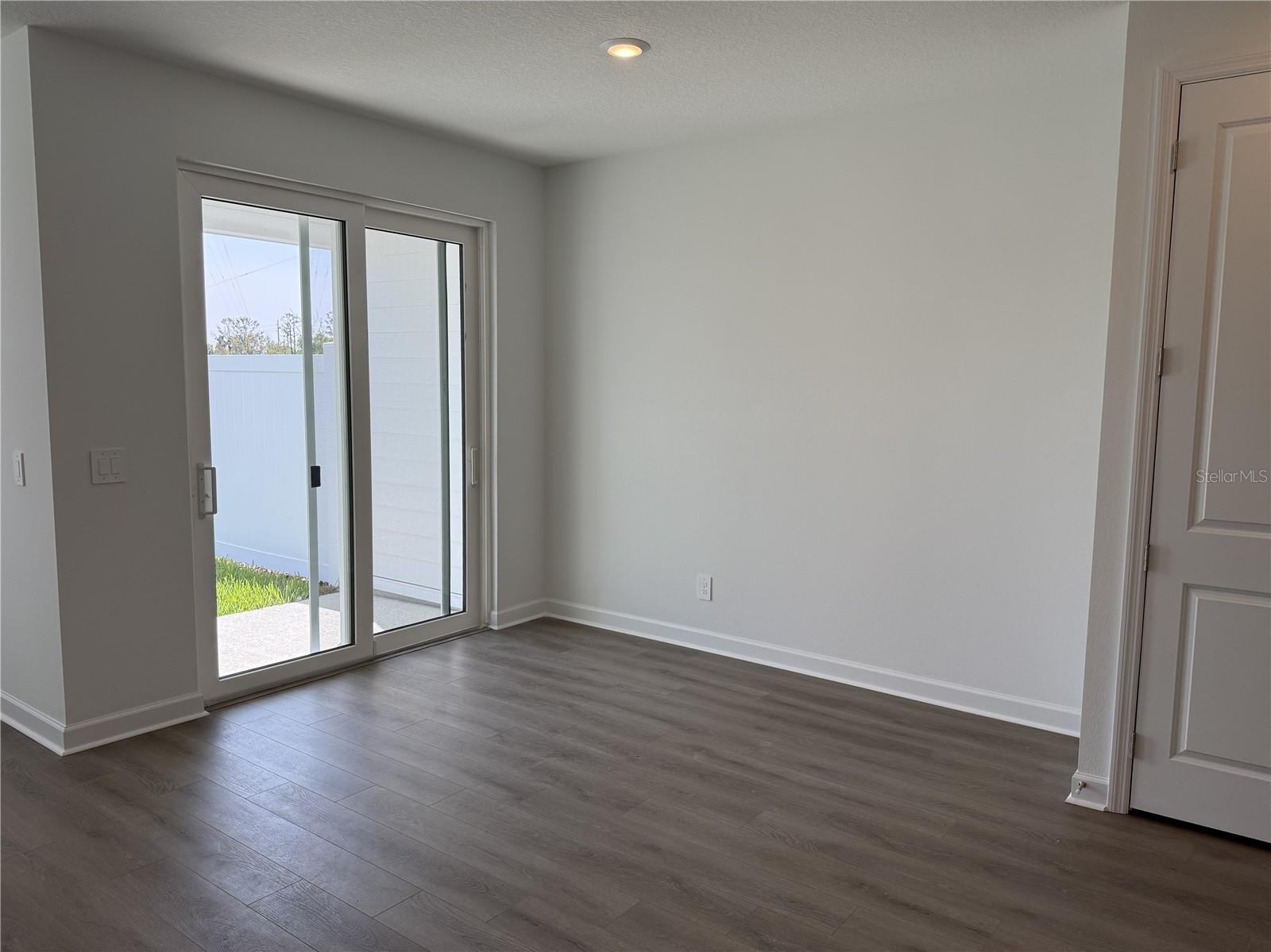 Image 8 of 28 For 7614 Deer Valley Circle